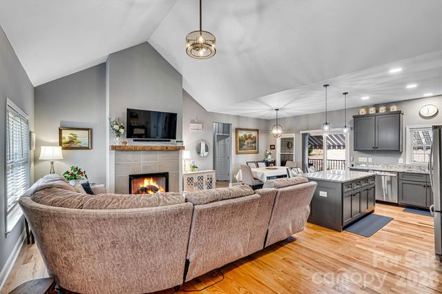 1181 Kensington Circle, Newton, NC 28658