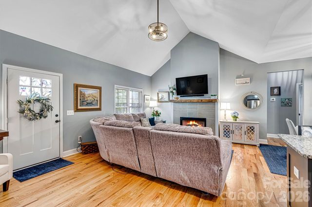 1181 Kensington Circle, Newton, NC 28658