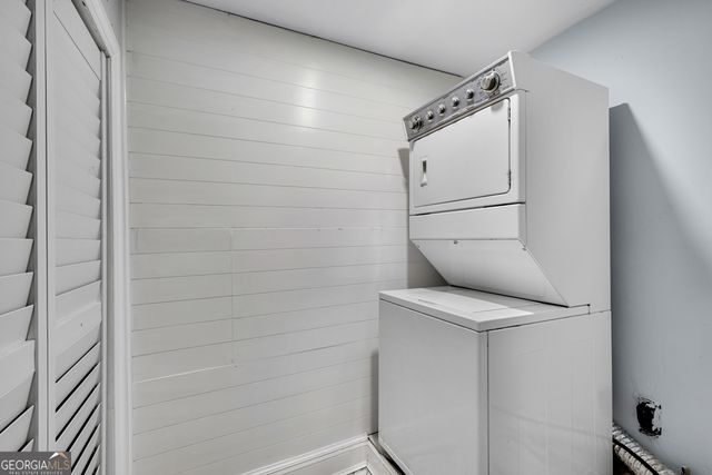 860 Waterbrook Court, Roswell, GA 30076