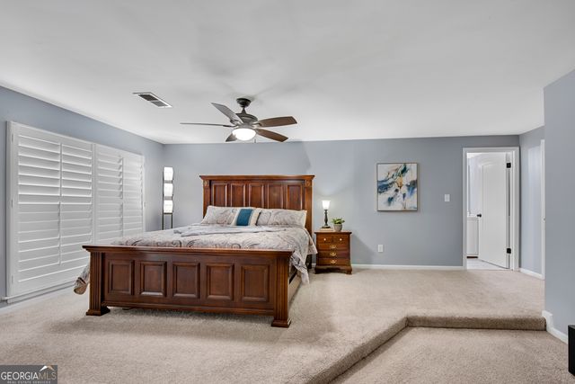 860 Waterbrook Court, Roswell, GA 30076