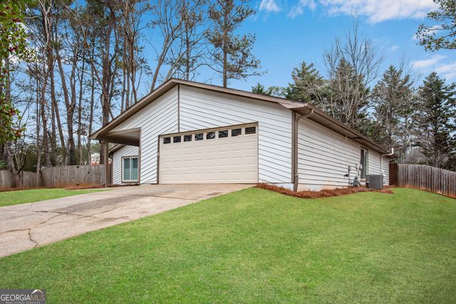 860 Waterbrook Court, Roswell, GA 30076