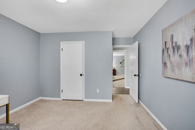 860 Waterbrook Court, Roswell, GA 30076