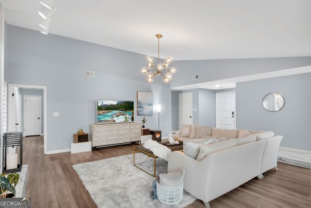 860 Waterbrook Court, Roswell, GA 30076