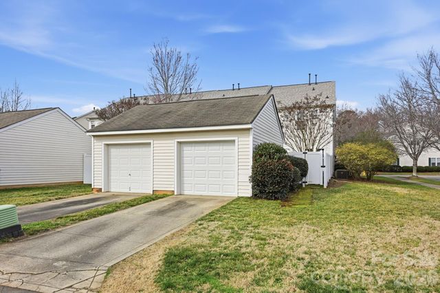 12394 Swan Wings Place, Huntersville, NC 28078