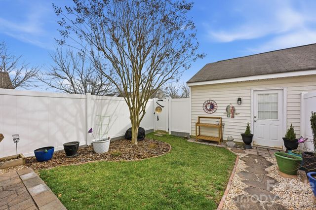 12394 Swan Wings Place, Huntersville, NC 28078