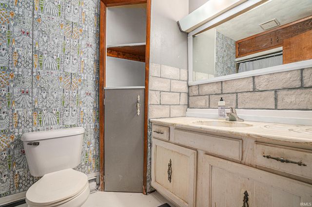 57391 County Road 117 Road, Goshen, IN 46528