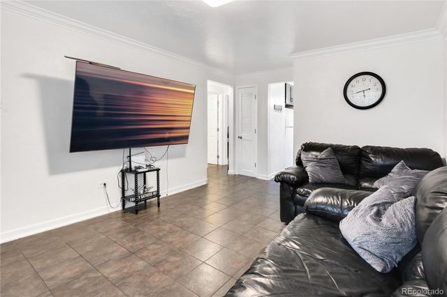 6427 W 11th Avenue 5, Denver, CO 80214