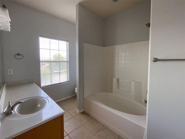 7429 Howling Coyote Lane, Fort Worth, TX 76131