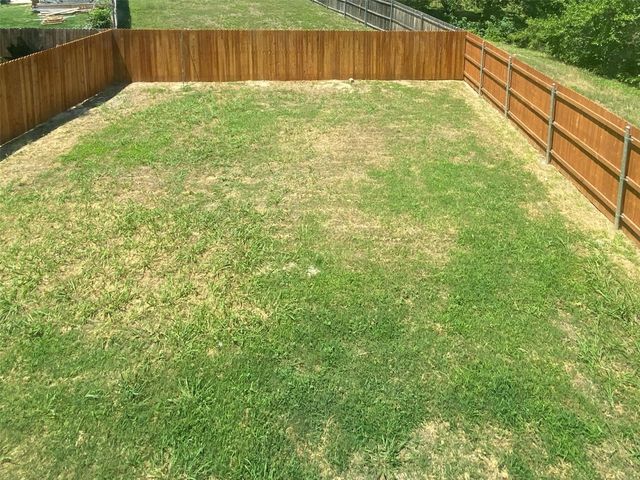 7429 Howling Coyote Lane, Fort Worth, TX 76131