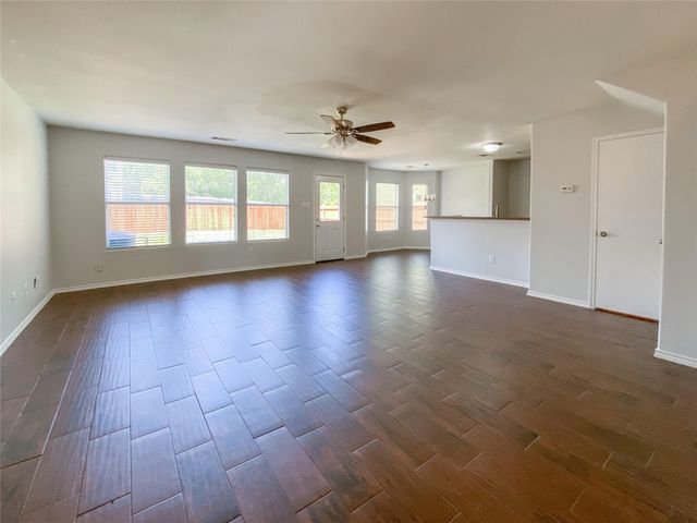 7429 Howling Coyote Lane, Fort Worth, TX 76131