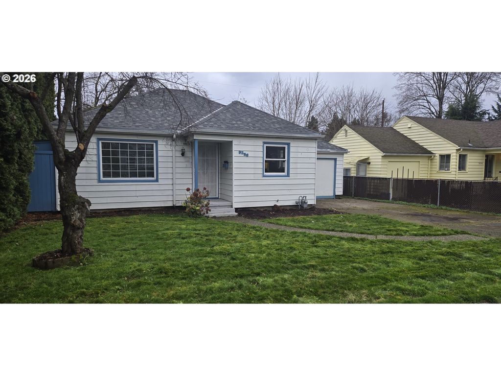 9256 Se MORRISON St, Portland, OR 97216