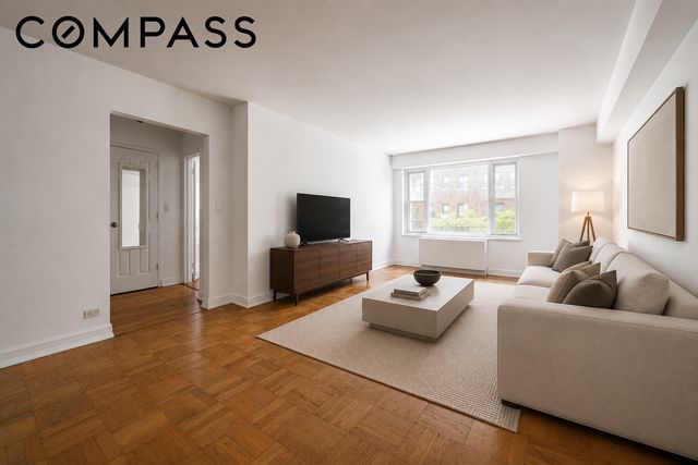 310 Lexington Ave Apt 4E, New York City, NY 10016