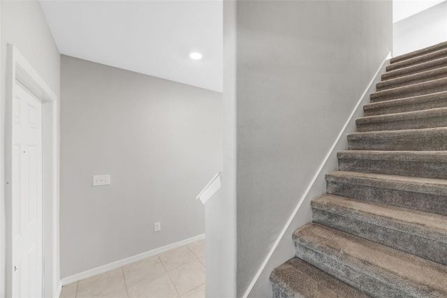 997 7TH AVENUE NW, Ruskin, FL 33570