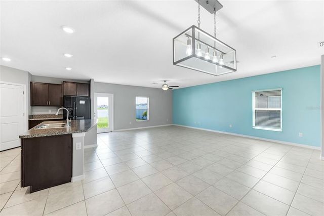 997 7TH AVENUE NW, Ruskin, FL 33570
