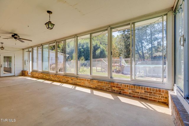 140 Alf Taylor Road, Johnson City, TN 37601