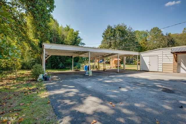 140 Alf Taylor Road, Johnson City, TN 37601