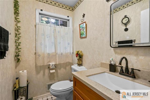 360 Sherman Road, North Brunswick, NJ 08902