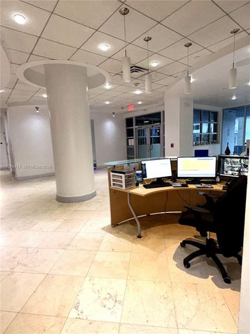 401 69th St 405, Miami Beach, FL 33141