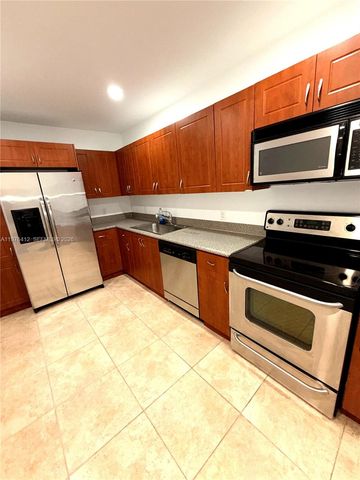 401 69th St 405, Miami Beach, FL 33141