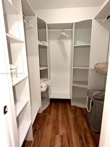 401 69th St 405, Miami Beach, FL 33141