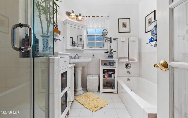 6654 Murietta Avenue, Van Nuys, CA 91405