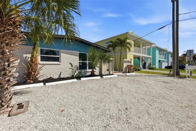 14906 N BAYSHORE DRIVE, Madeira Beach, FL 33708