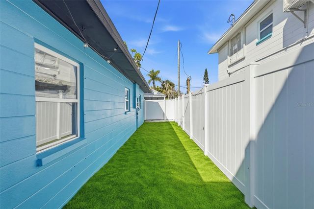 14906 N BAYSHORE DRIVE, Madeira Beach, FL 33708