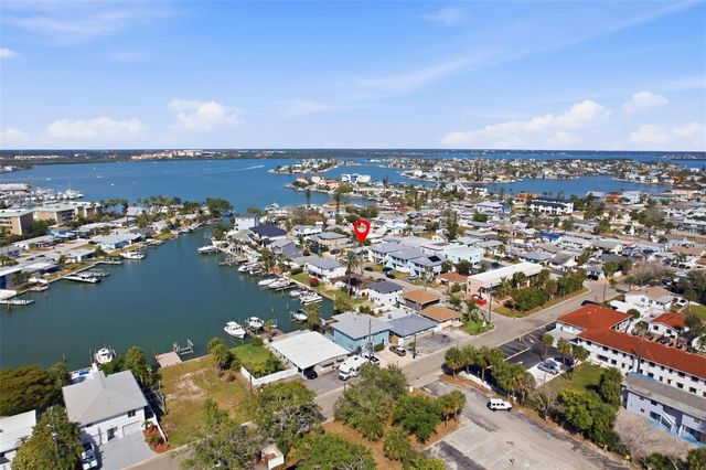 14906 N BAYSHORE DRIVE, Madeira Beach, FL 33708