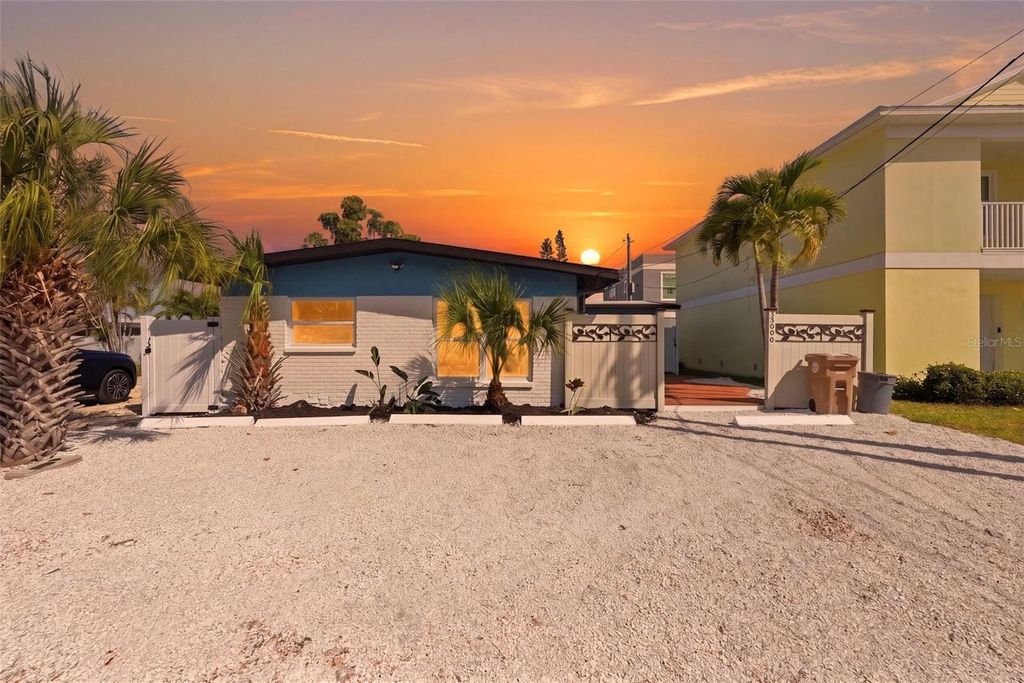 14906 N BAYSHORE DRIVE, Madeira Beach, FL 33708