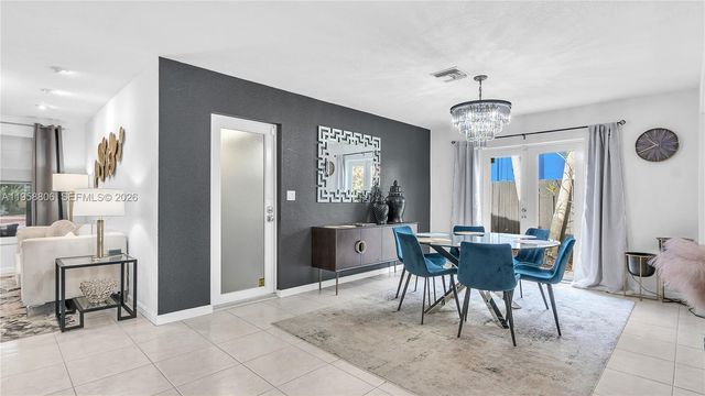 1715 NE 40th St 1715, Oakland Park, FL 33334