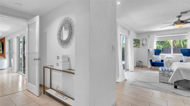 1715 NE 40th St 1715, Oakland Park, FL 33334