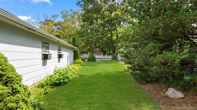 2 Pinetop Drive, Shirley, NY 11967