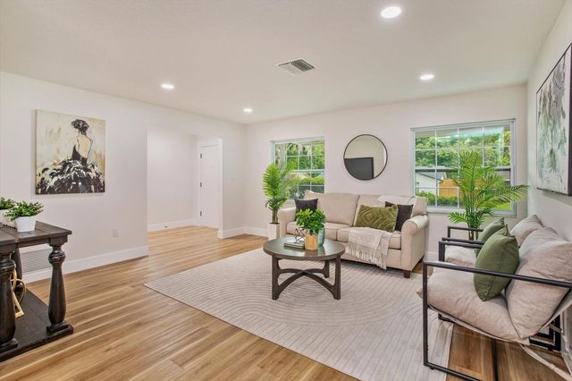 958 ORANGE AVENUE, Oviedo, FL 32765