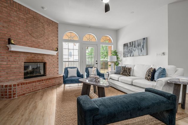 9041 San Joaquin Trail, Fort Worth, TX 76118