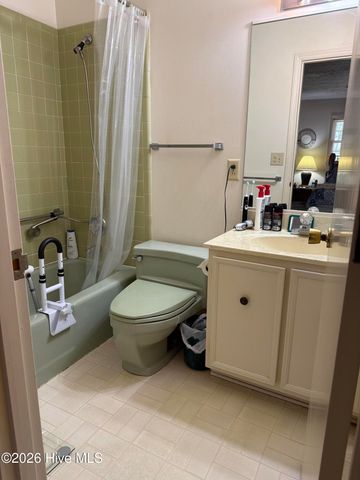 570 S May Street Apt 24, Southern Pines, NC 28387