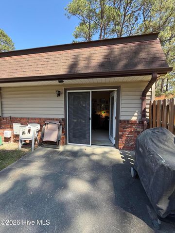 570 S May Street Apt 24, Southern Pines, NC 28387