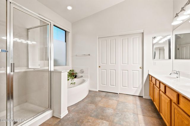 3357 N Glove Mine Court, Tucson, AZ 85745