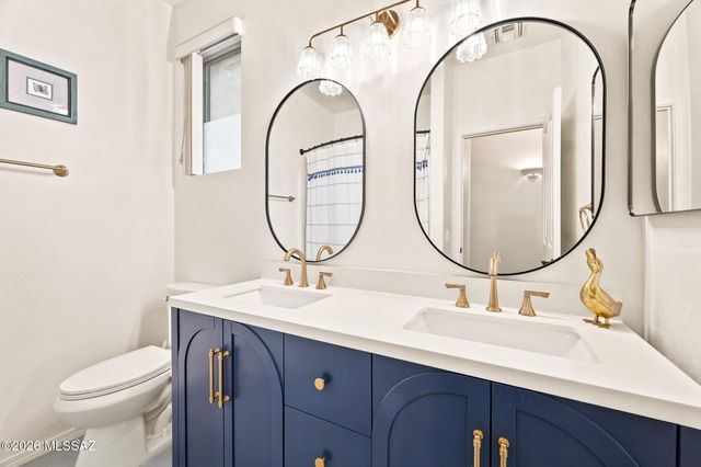3357 N Glove Mine Court, Tucson, AZ 85745