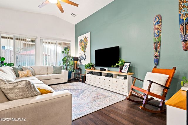 3357 N Glove Mine Court, Tucson, AZ 85745