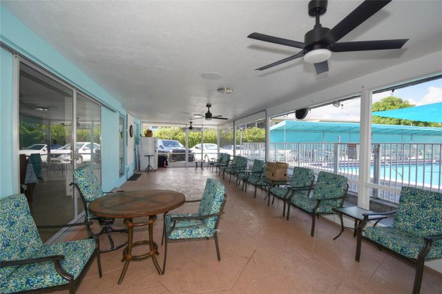 2161 NE 42nd Court 114, Lighthouse Point, FL 33064