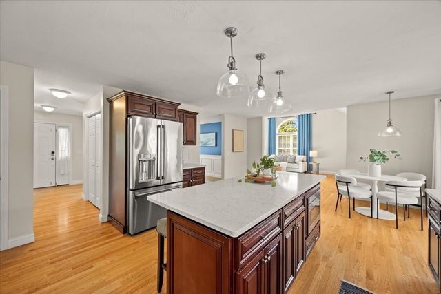 4 Look Out Circle, Middleboro, MA 02346