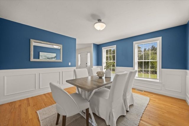 4 Look Out Circle, Middleboro, MA 02346