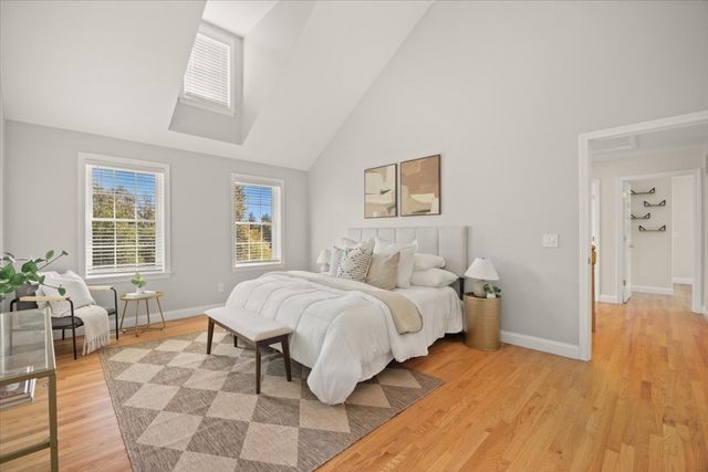 4 Look Out Circle, Middleboro, MA 02346