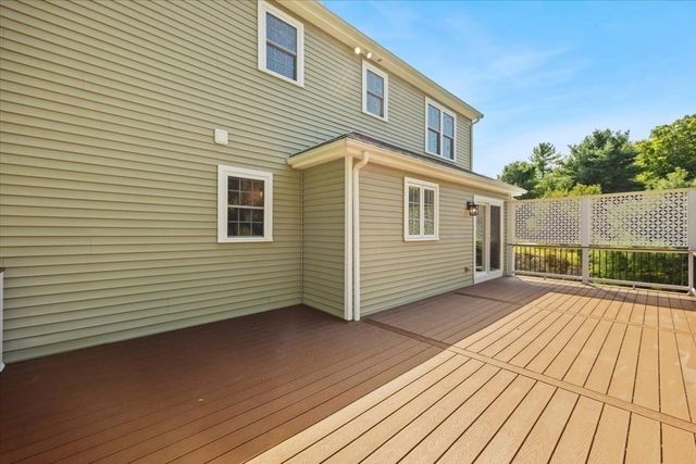 4 Look Out Circle, Middleboro, MA 02346