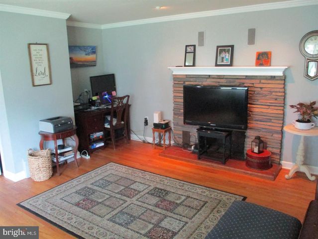 52 PAISLEY RD, Richboro, PA 18954