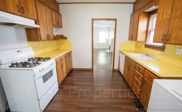 1119 S Florence Avenue, Tulsa, OK 74104