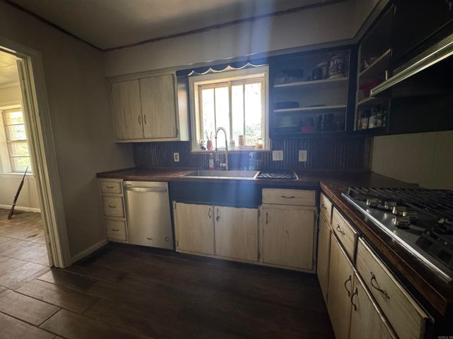 1209 Basil Street, Corning, AR 72422