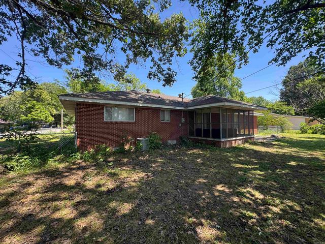 1209 Basil Street, Corning, AR 72422