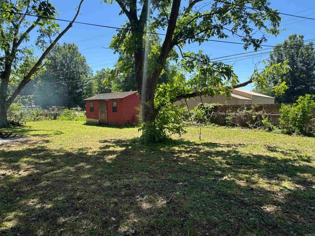 1209 Basil Street, Corning, AR 72422