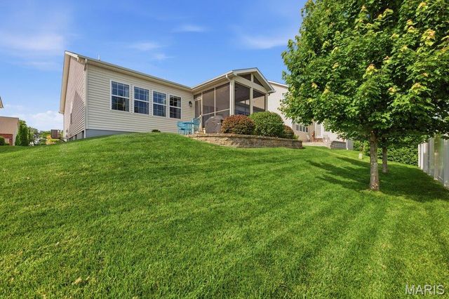 131 Countryshire Drive, Lake St Louis, MO 63367